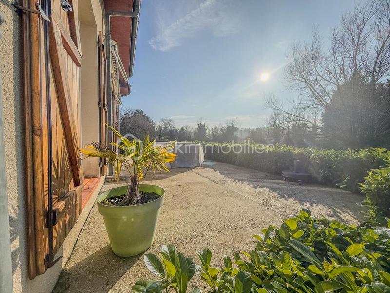 Maison - 96 m² - 4 pièces