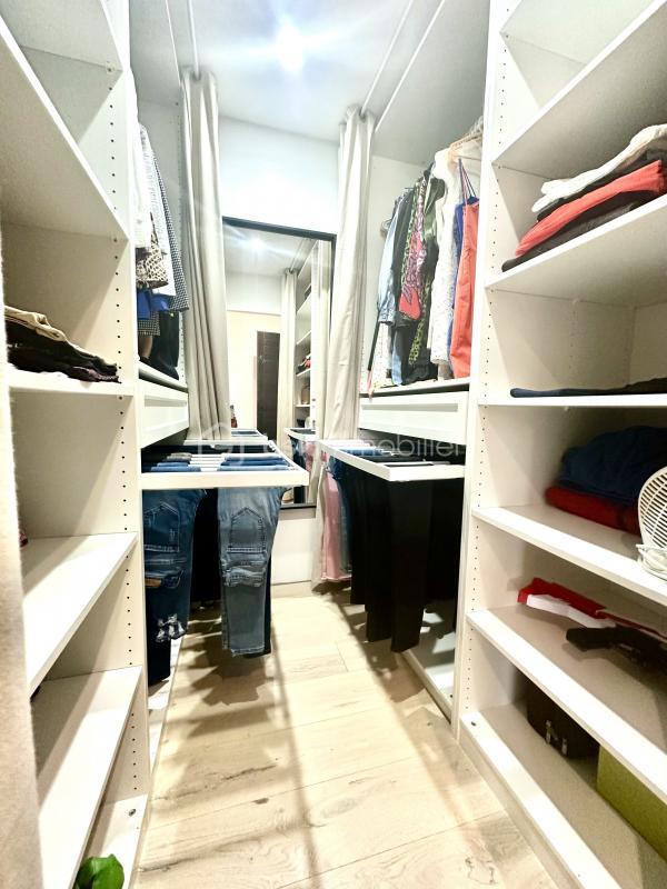 Maison d'architecte - 220 m² - 9 pièces