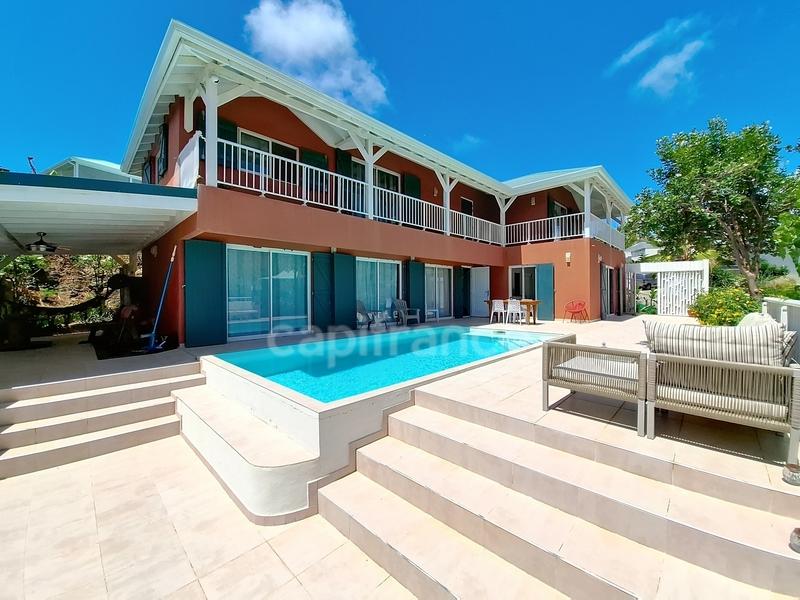 Villa - 196 m² - 4 pièces