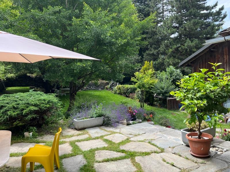 Maison - 596 m² - 21 pièces