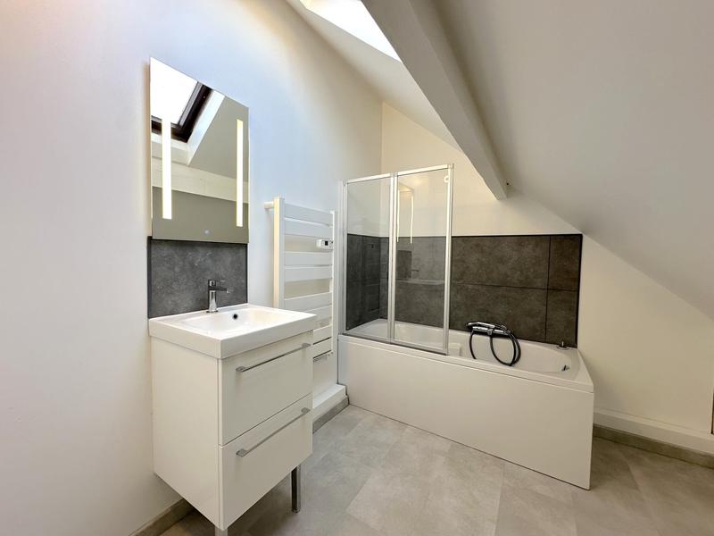 Maison - 199 m² - 10 pièces