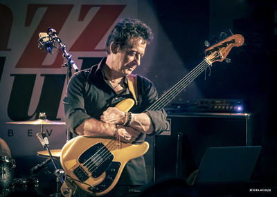 Éric Serra &amp; Rxra Group