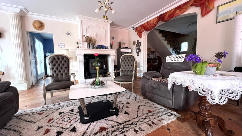 Maison - 180 m² - 6 pièces