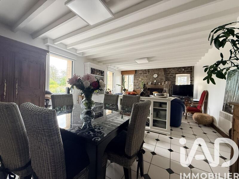 Maison - 123 m² - 6 pièces