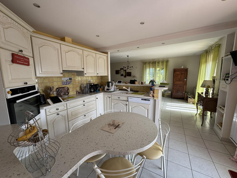 Maison - 156 m² - 6 pièces