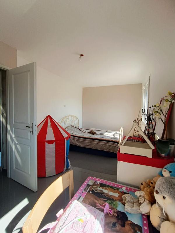 Maison - 83 m² - 4 pièces