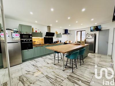 Maison - 150 m² - 6 pièces