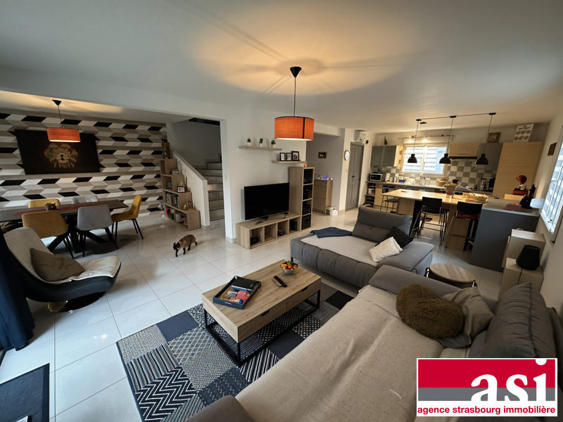 Maison contemporaine - 228 m² - 10 pièces