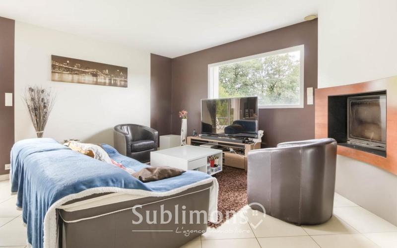 Maison traditionnelle - 124 m² - 6 pièces