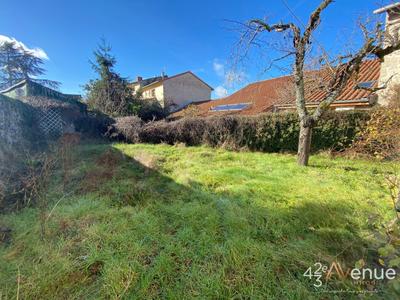 Immeuble - 162 m² - 12 pièces