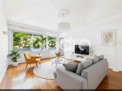 Appartement - 79 m² - 3 pièces