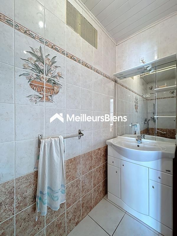 Maison - 87 m² - 6 pièces