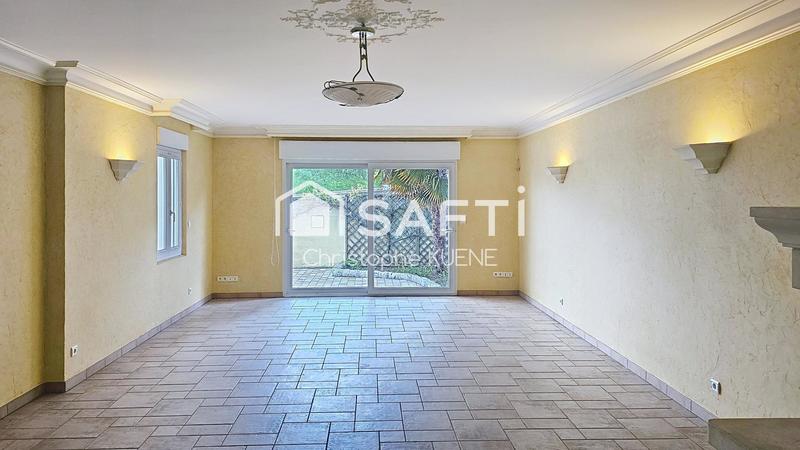 Maison - 218 m² - 9 pièces