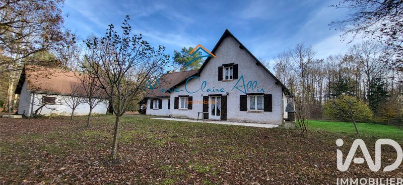 Maison - 227 m² - 9 pièces