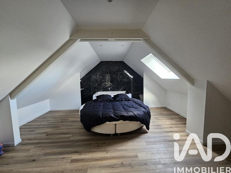 Maison - 175 m² - 7 pièces
