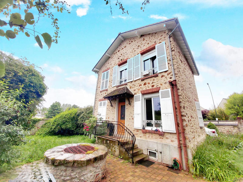 Maison - 76 m² - 4 pièces