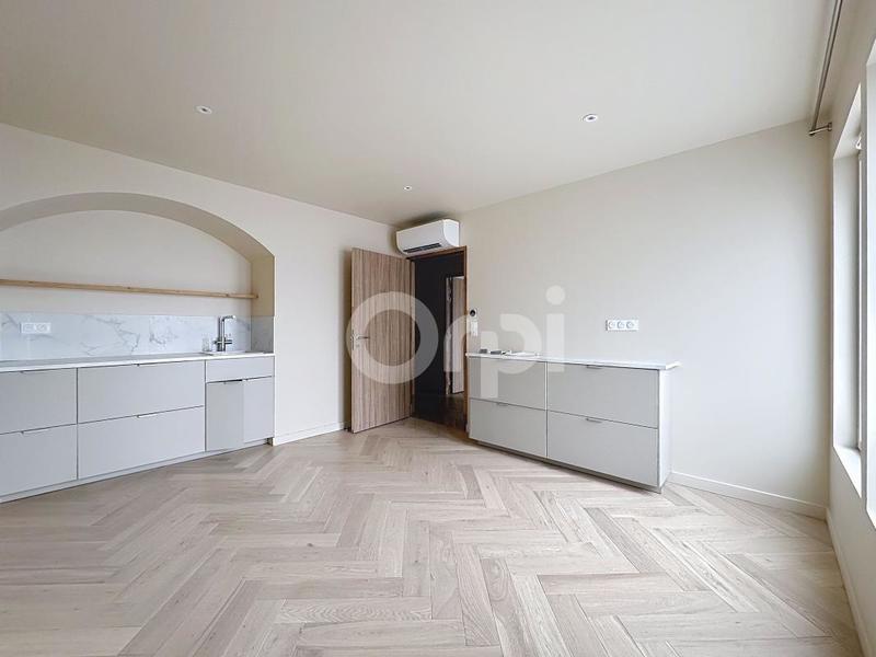 Maison - 121 m² - 6 pièces