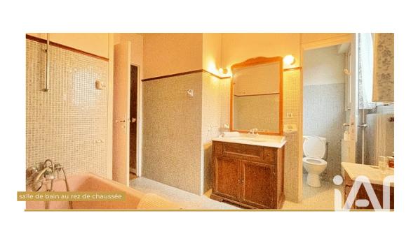 Maison - 176 m² - 13 pièces