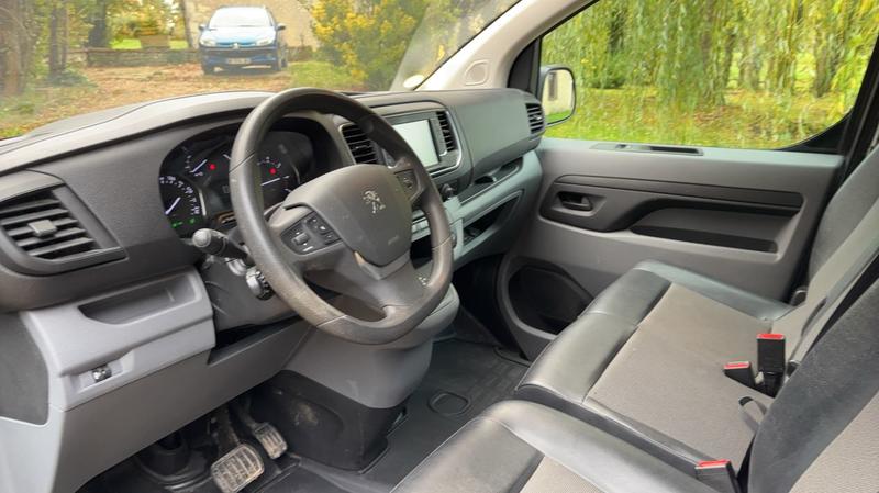 Peugeot Expert Vu 2.0 BlueHDi 180 Eat8 Asphalt - Première main