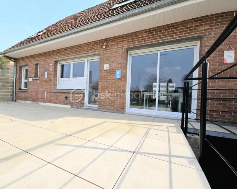 Maison - 135 m² - 6 pièces