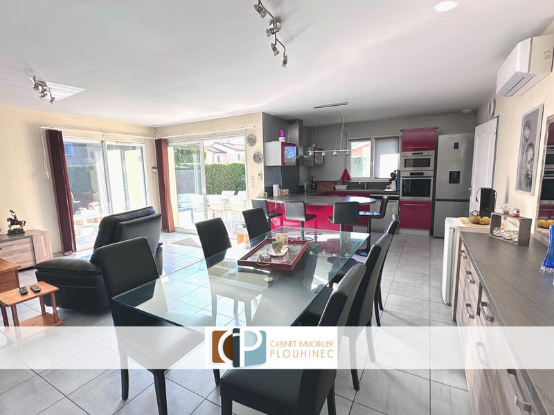 Maison - 96 m² - 4 pièces