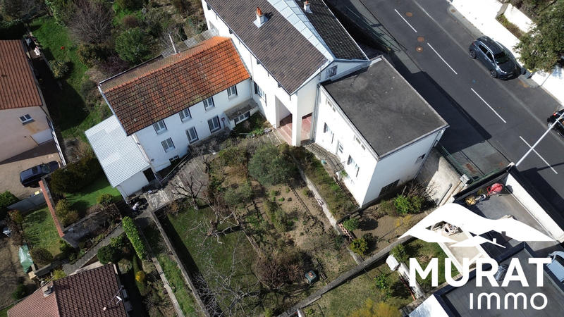 Maison - 319 m² - 20 pièces