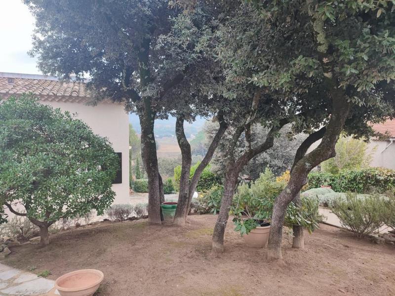 Villa - 197 m² - 8 pièces