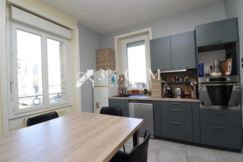 Maison - 138 m² - 9 pièces