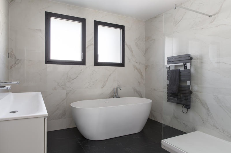 Maison - 180 m² - 7 pièces