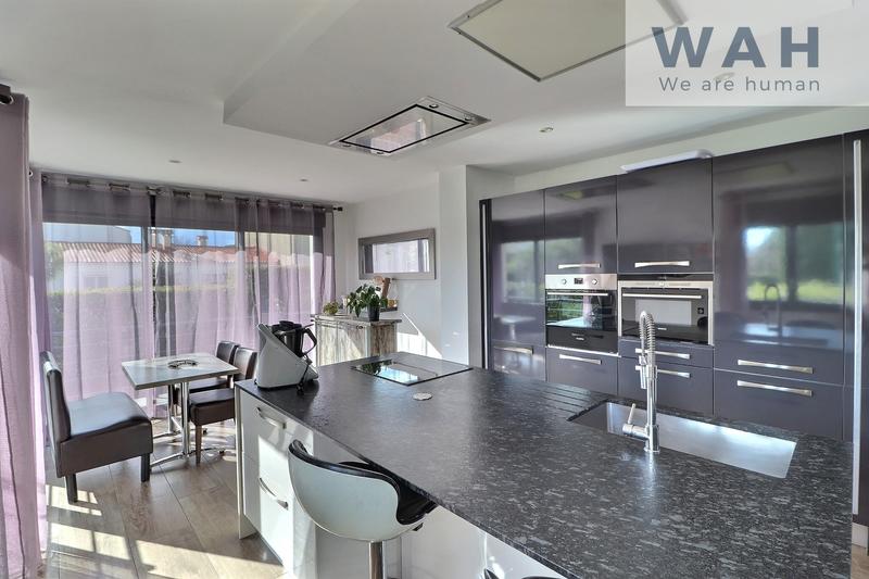 Maison - 194 m² - 7 pièces