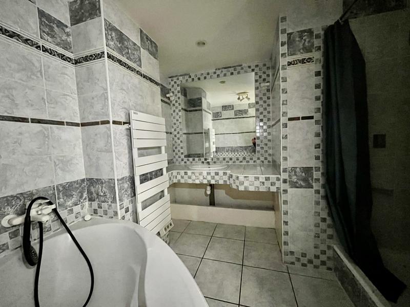 Maison - 141 m² - 6 pièces