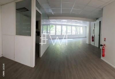 Bureau - 125 m² - 5 pièces