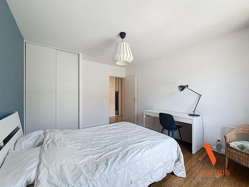 Appartement - 99 m² - 5 pièces