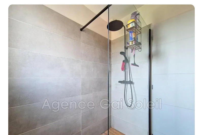 Villa - 80 m² - 4 pièces