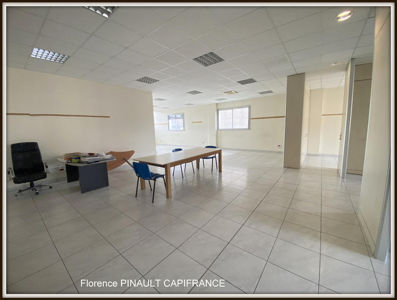 Immeuble - 342 m² - 10 pièces