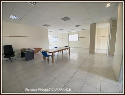 Immeuble - 342 m² - 10 pièces