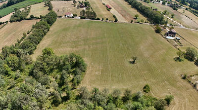 Terrain - 21 356 m²