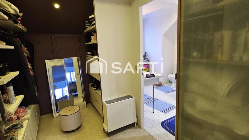 Maison - 197 m² - 7 pièces