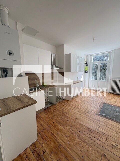 Appartement - 111 m² - 4 pièces