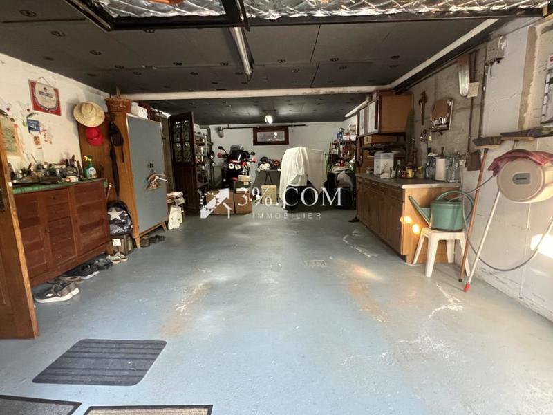 Maison - 200 m² - 7 pièces