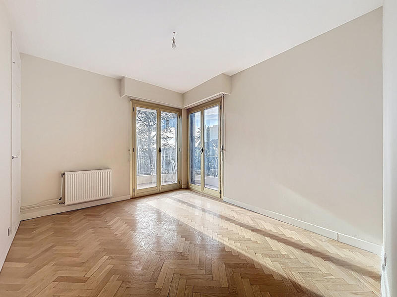 Appartement - 106 m² - 4 pièces