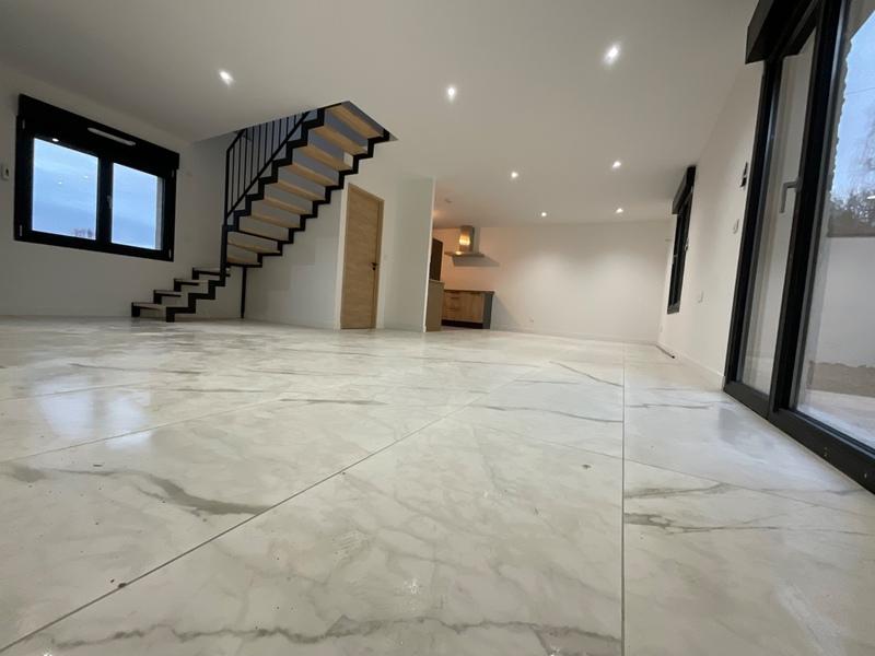 Maison - 111 m² - 5 pièces