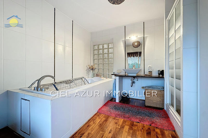 Appartement - 74 m² - 4 pièces