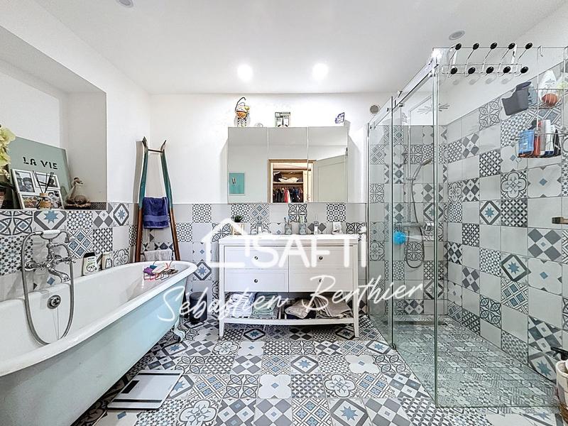 Maison - 145 m² - 4 pièces