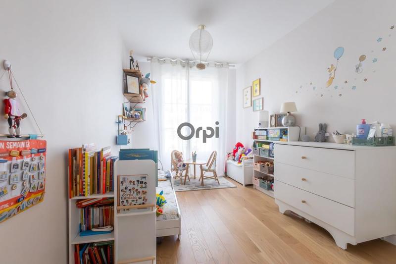 Appartement - 82 m² - 4 pièces