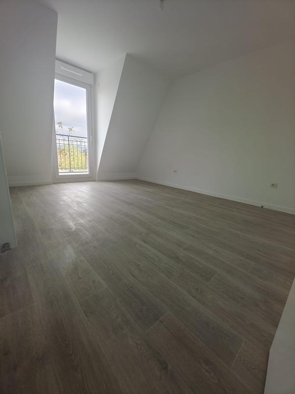 Appartement - 92 m² - 4 pièces