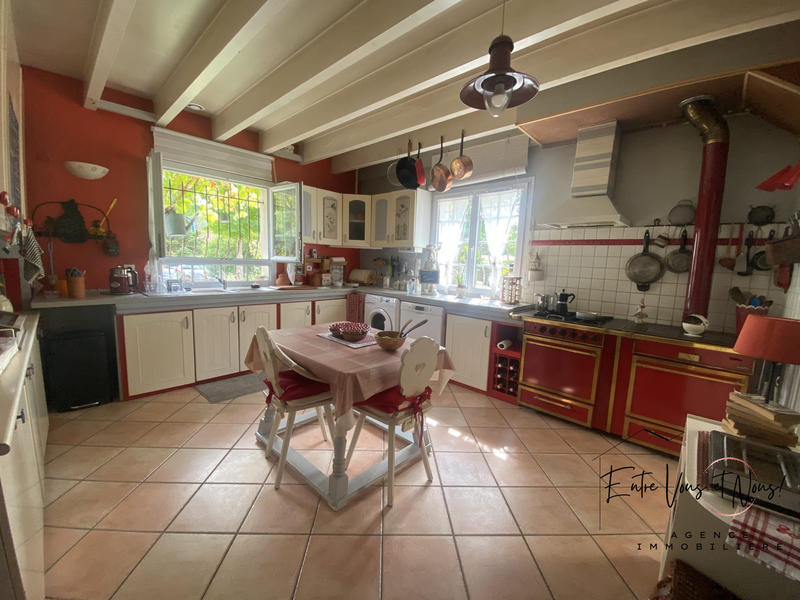 Maison traditionnelle - 176 m² - 4 pièces