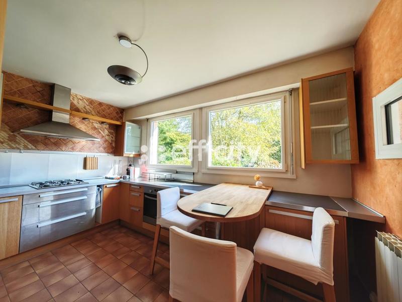 Maison - 110 m² - 5 pièces