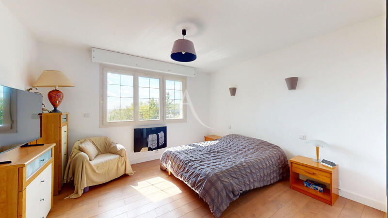 Maison - 160 m² - 6 pièces