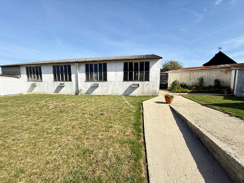 Maison - 193 m² - 8 pièces